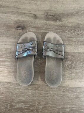 Vionic Metallic Pewter Slide Sandals with Bow Accent